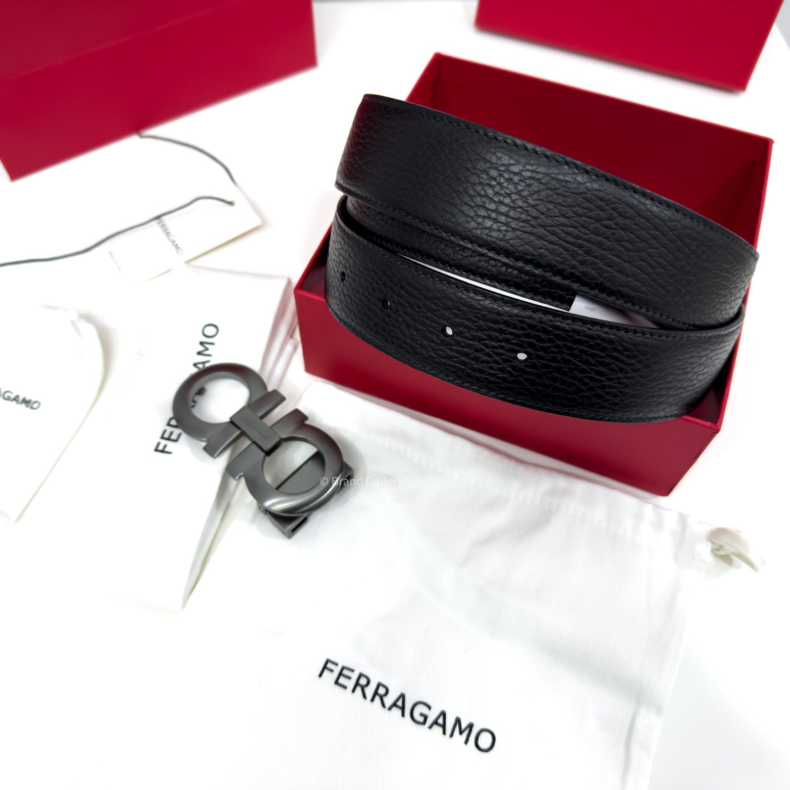 Ferragamo Gancini Buckle Black Reversible Leather Belt