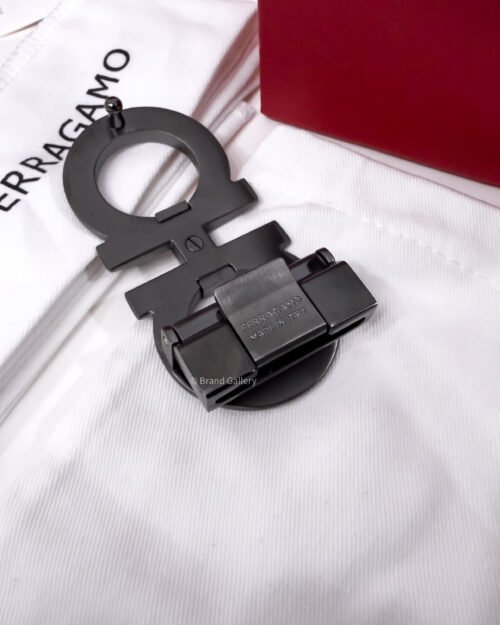 Ferragamo Gancini Buckle Black Reversible Leather Belt