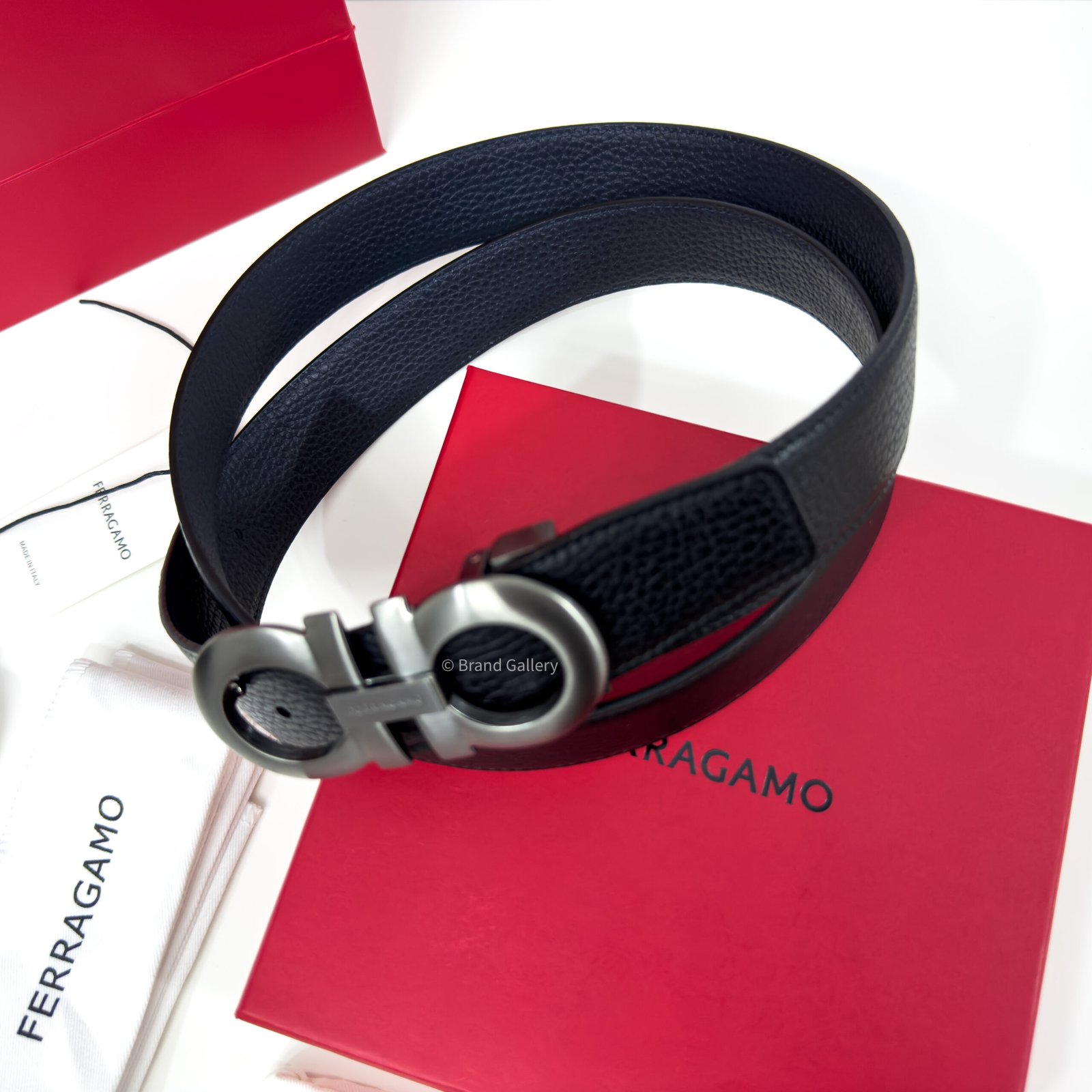 Ferragamo Gancini Buckle Black Reversible Leather Belt