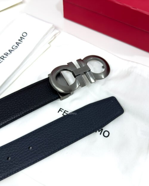 Ferragamo Gancini Buckle Black Reversible Leather Belt