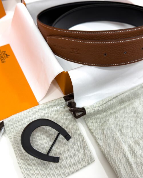 Hermes Horseshoe Buckle Black/Havan Reversible Belt