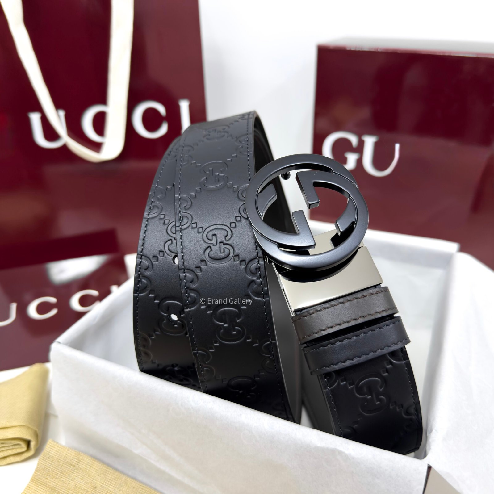 Gucci GG Buckle Black/Brown 38mm Reversible Leather Belt