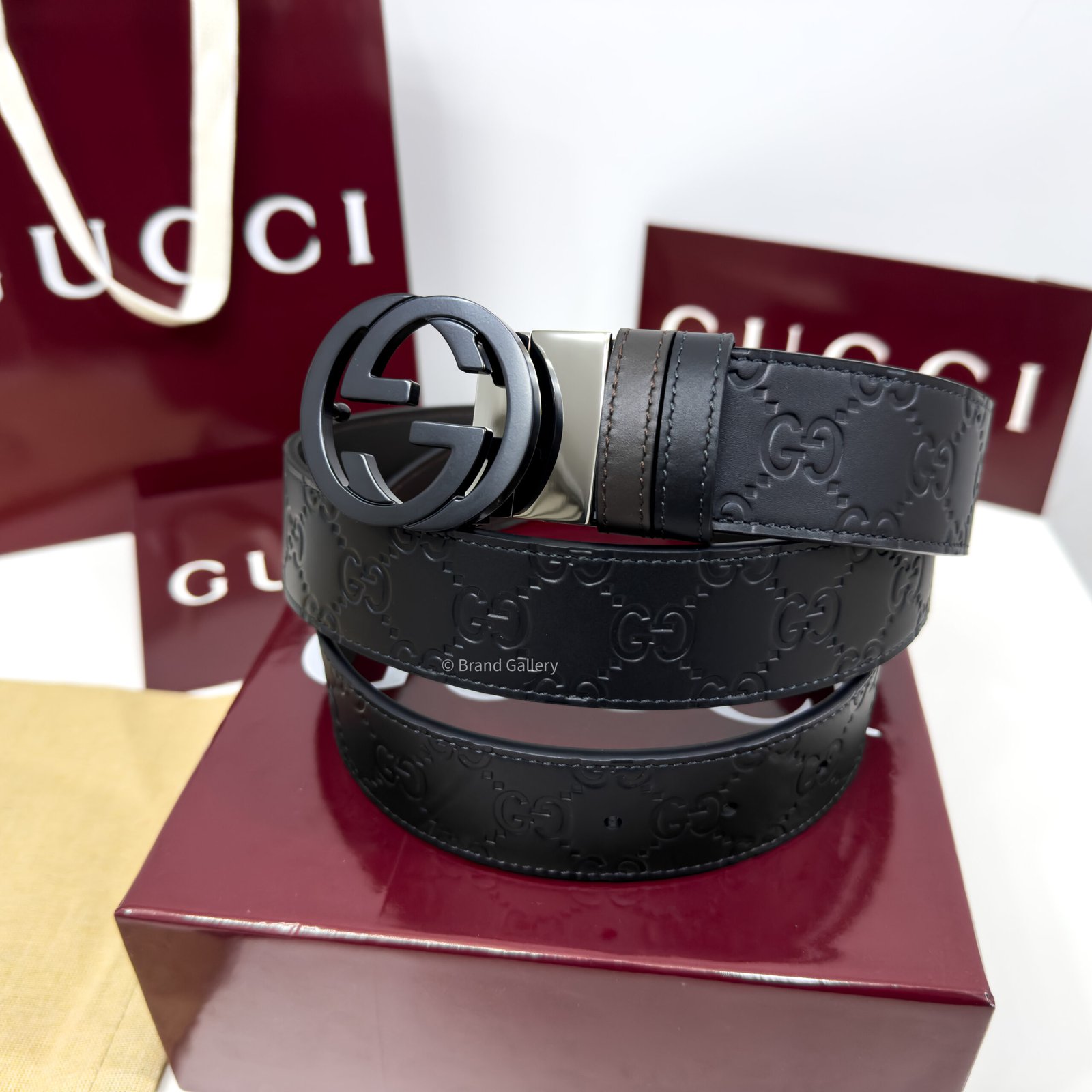 Gucci GG Buckle Black/Brown 38mm Reversible Leather Belt
