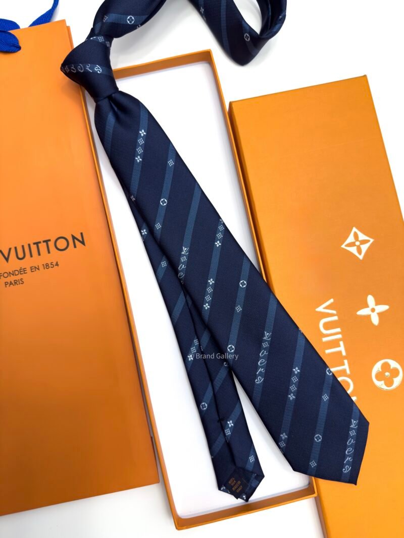 Louis Vuitton Navy Vers SILK TIE