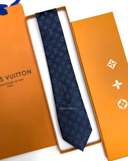 Louis Vuitton Oversize Monogram Shades SILK TIE