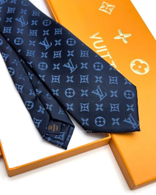 Louis Vuitton Oversize Monogram Shades SILK TIE