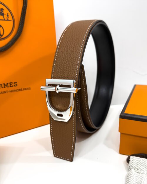 Hermes Neo Etrier Buckle Havan/Black Reversible Belt