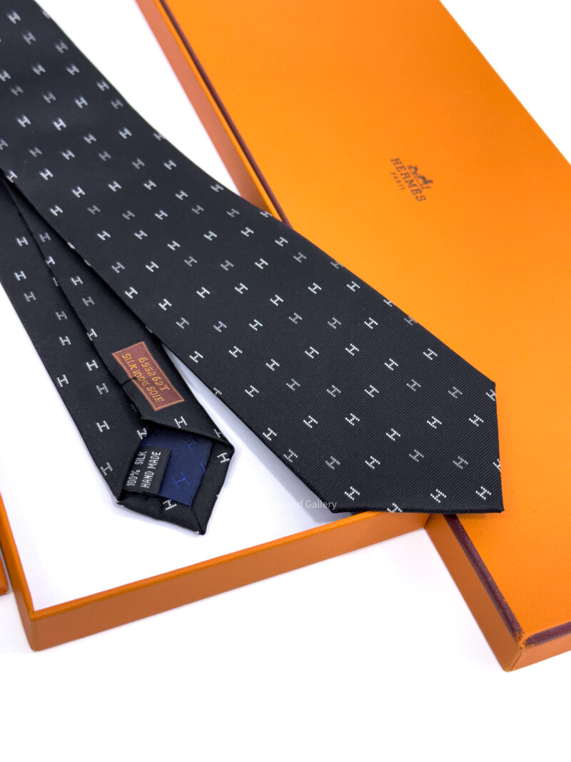 Hermes Black H Scintillant Silk Tie