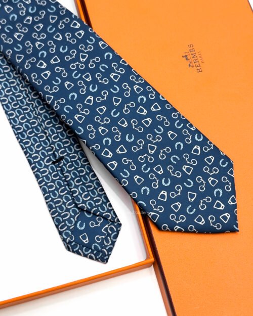 Hermes Navy Sky Metal en Vrac Twillbi Soft Silk Tie