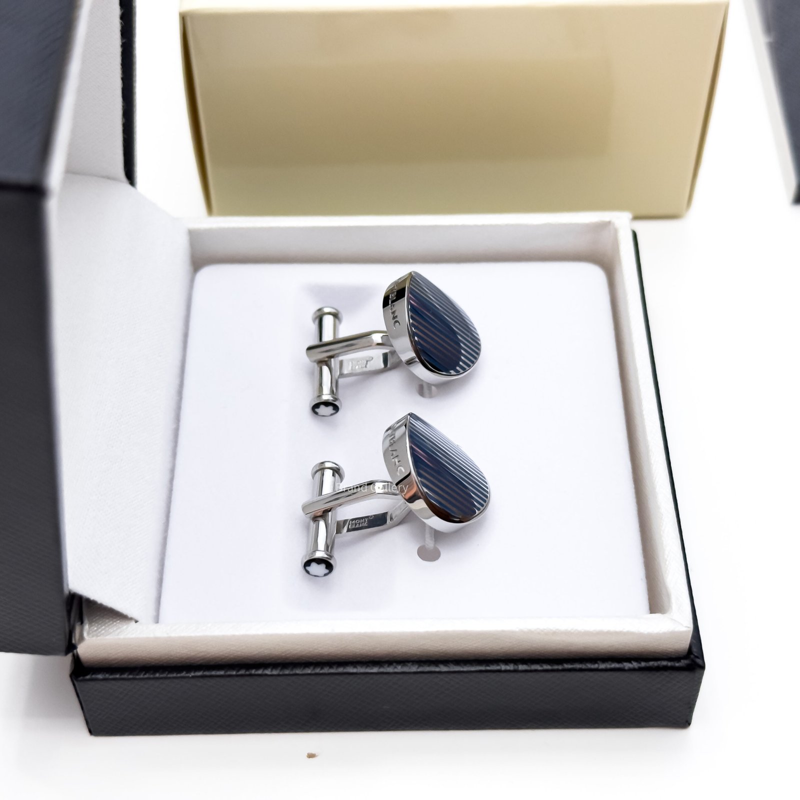 Montblanc Graphic Stripe Cufflink MB109785 - Luxury cufflink - A&A Brand Gallery Egypt