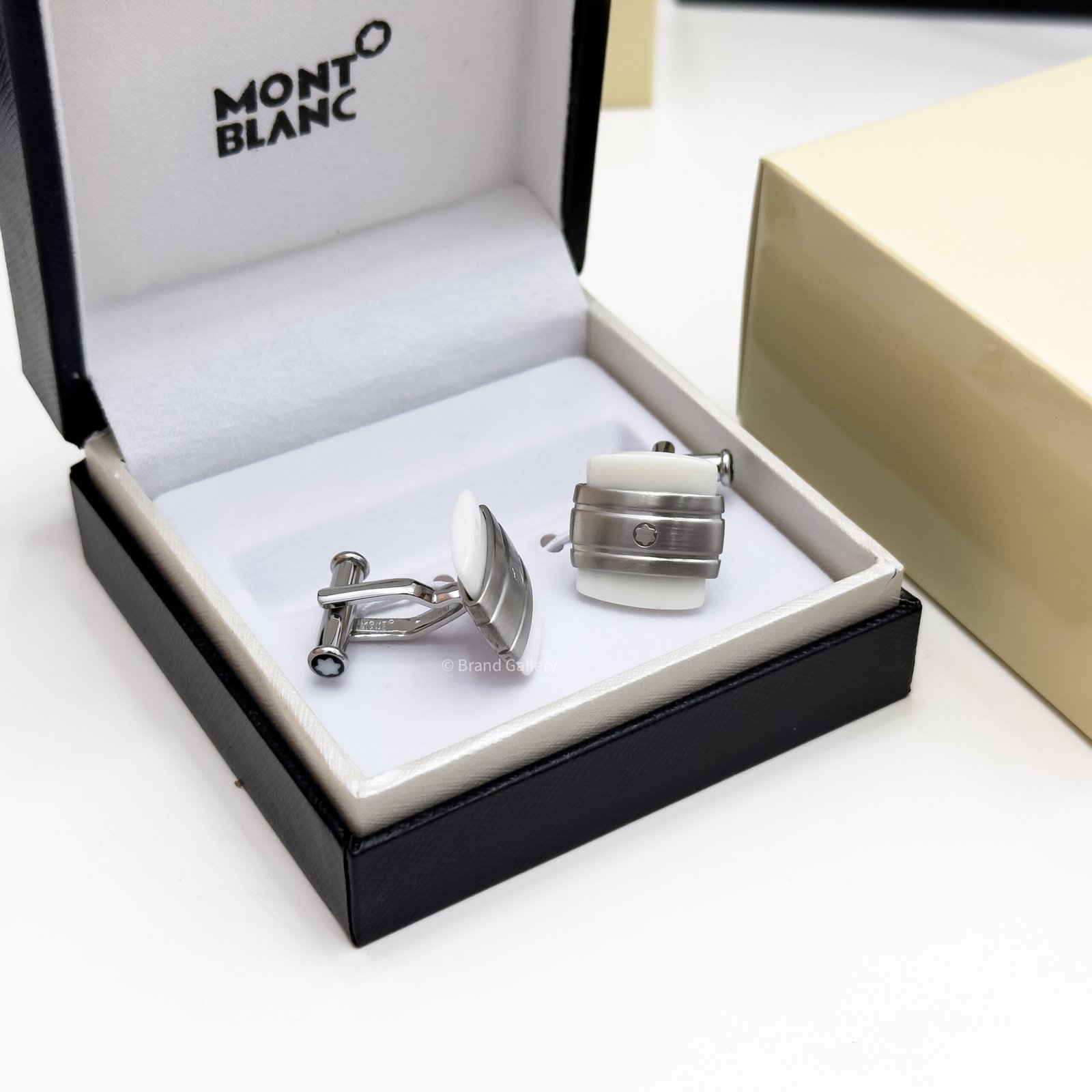 Montblanc White Agate Cufflink MB106625 - Luxury cufflink - A&A Brand Gallery Egypt