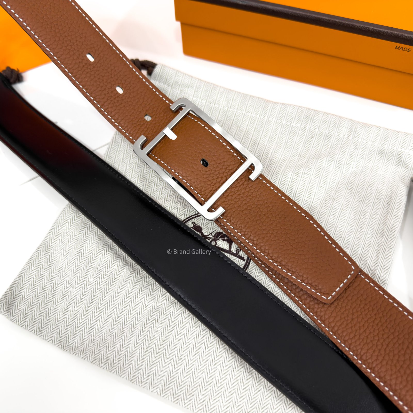 Hermes Quentin Buckle Havan/Black Reversible Belt