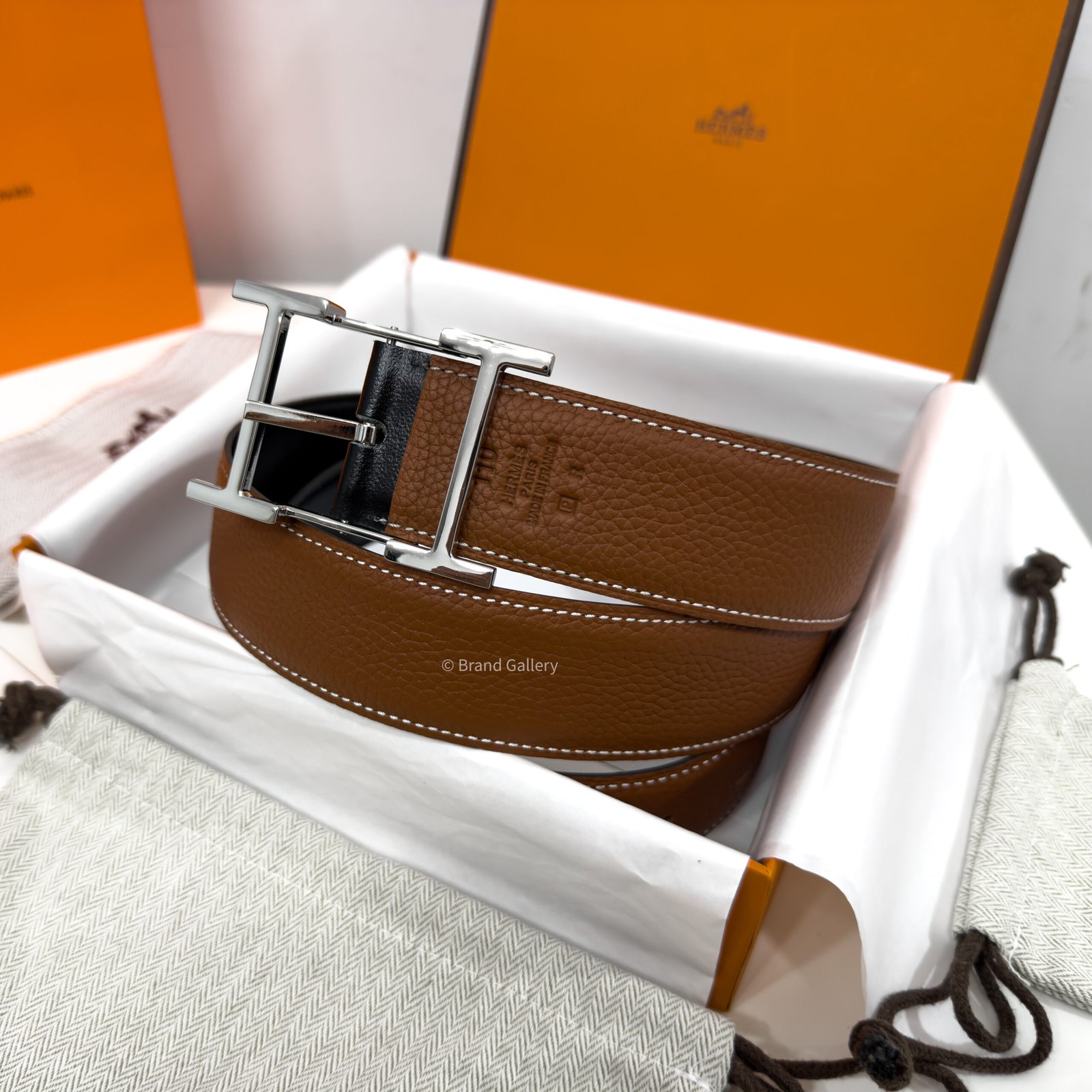 Hermes Quentin Buckle Havan/Black Reversible Belt