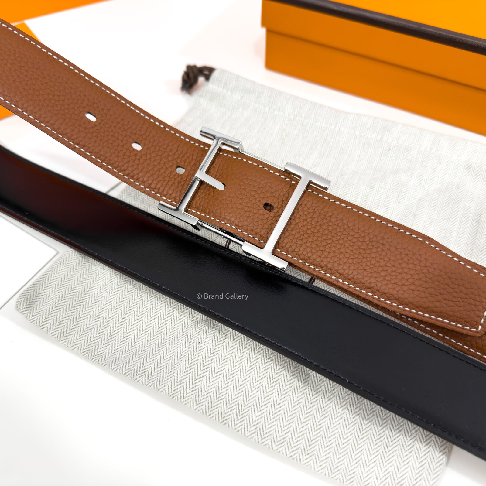 Hermes Quentin Buckle Havan/Black Reversible Belt