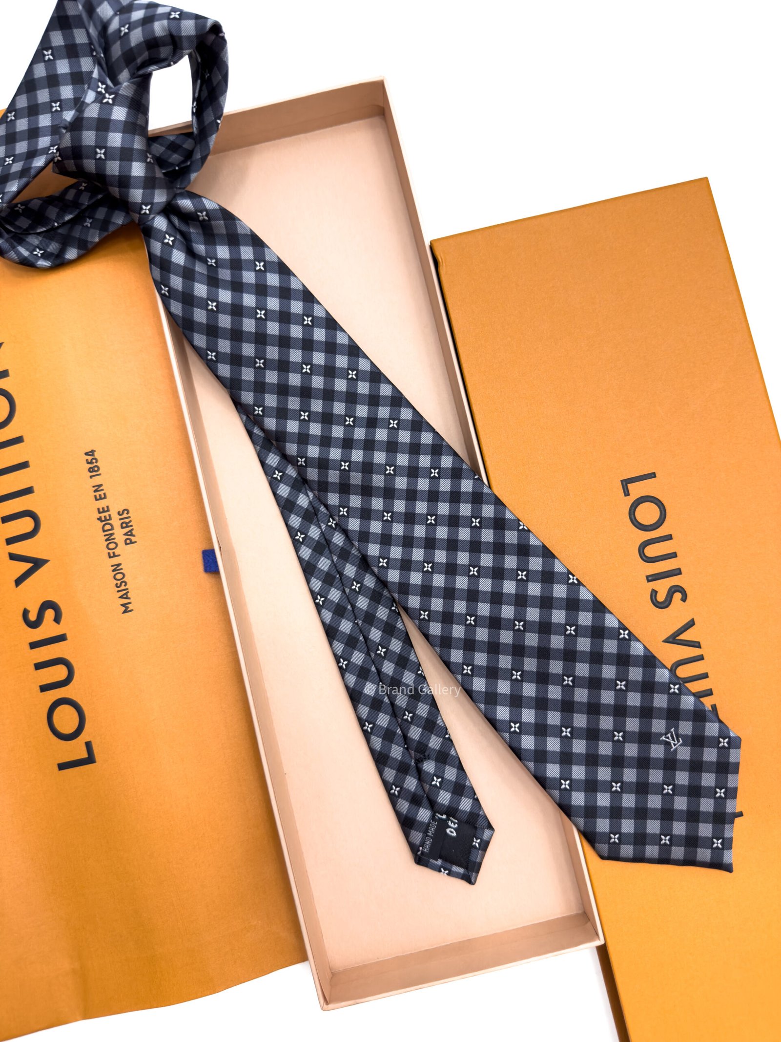 Louis Vuitton Black Grey Flowers Check Silk Tie