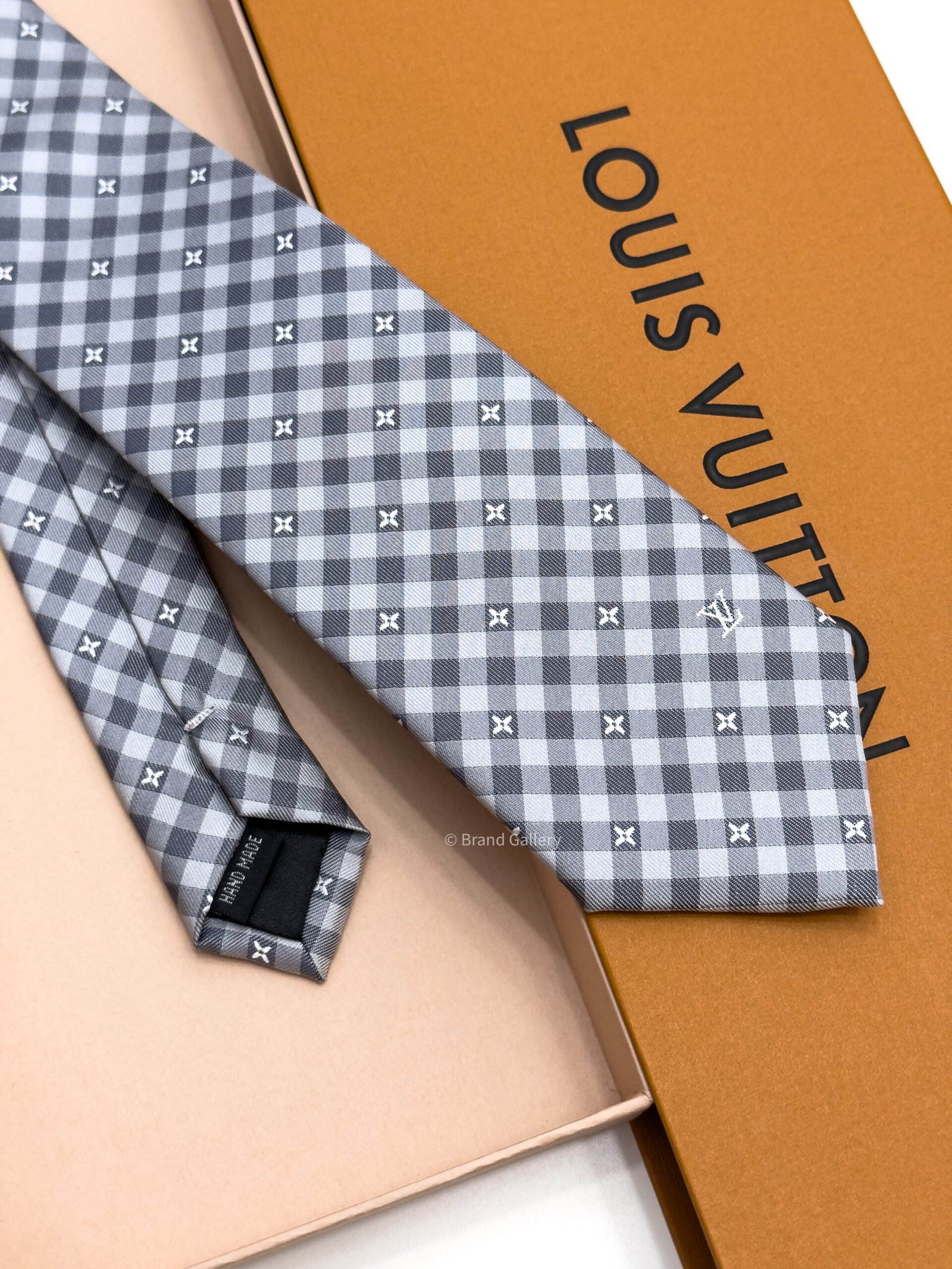Louis Vuitton Grey Flowers Check Silk Tie