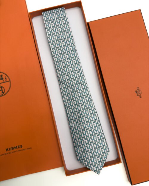 Hermes Pink Boucles en Vrac Silk Tie - Luxury tie - A&A Brand Gallery Egypt