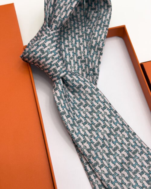 Hermes Pink Boucles en Vrac Silk Tie - Luxury tie - A&A Brand Gallery Egypt