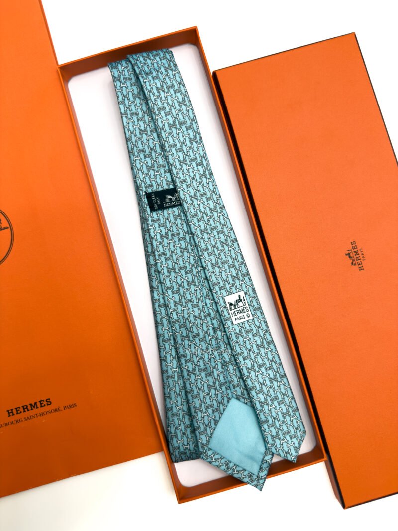 Hermes Sky Gray Boucles en Vrac Silk Tie - Luxury tie - A&A Brand Gallery Egypt