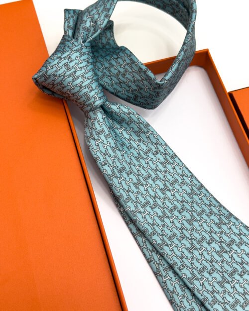 Hermes Sky Gray Boucles en Vrac Silk Tie - Luxury tie - A&A Brand Gallery Egypt