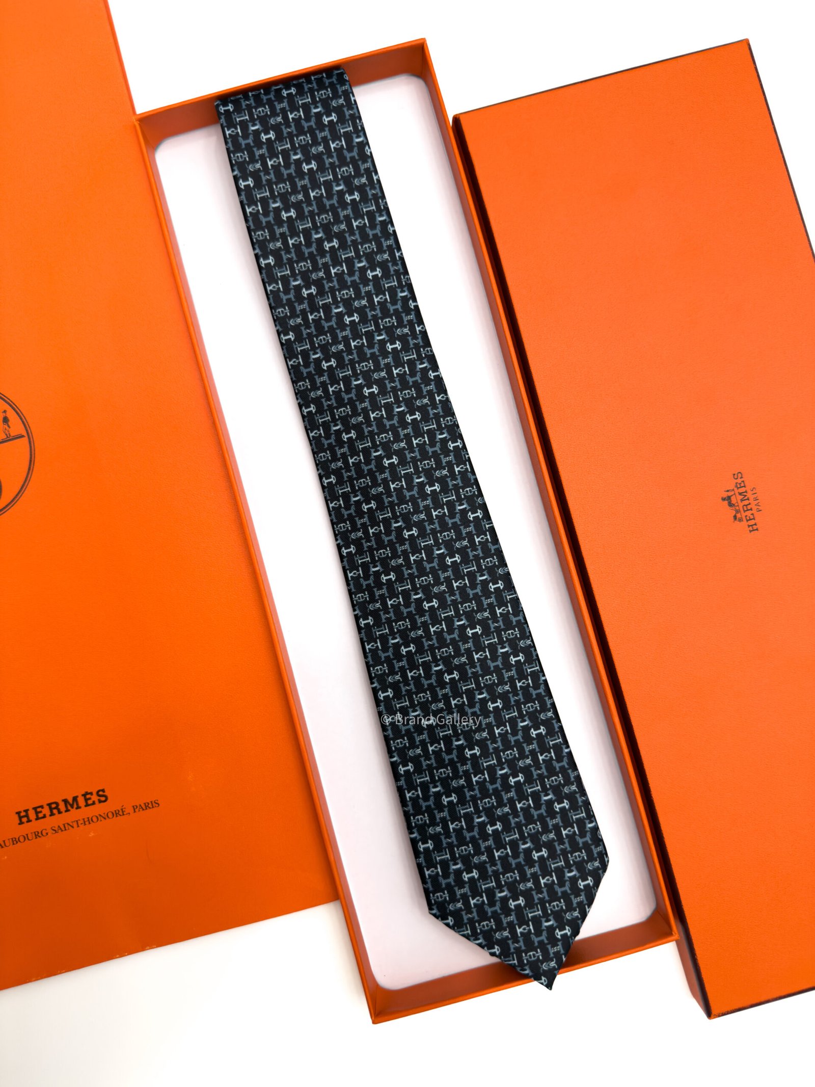 Hermes Black Boucles en Vrac Silk Tie - Luxury tie - A&A Brand Gallery Egypt