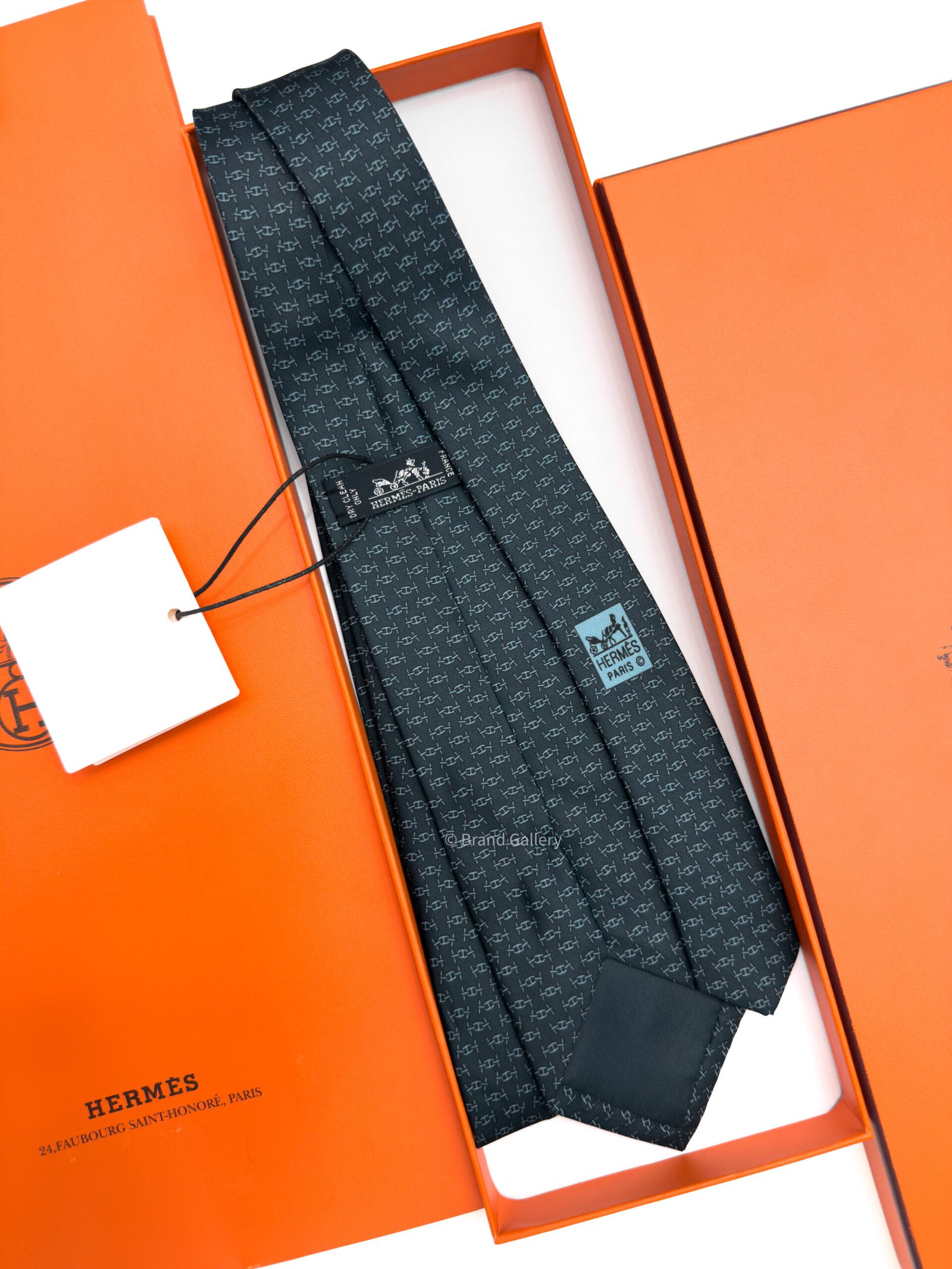 Hermes Anthracite Maillons Rythmes Silk Tie - Luxury tie - A&A Brand Gallery Egypt