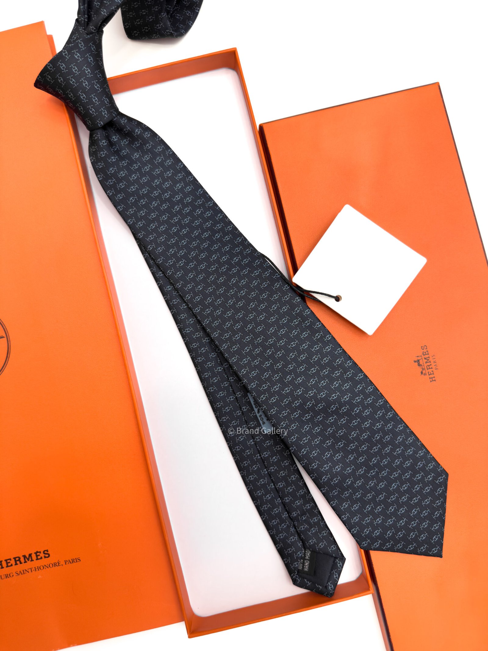 Hermes Anthracite Maillons Rythmes Silk Tie - Luxury tie - A&A Brand Gallery Egypt