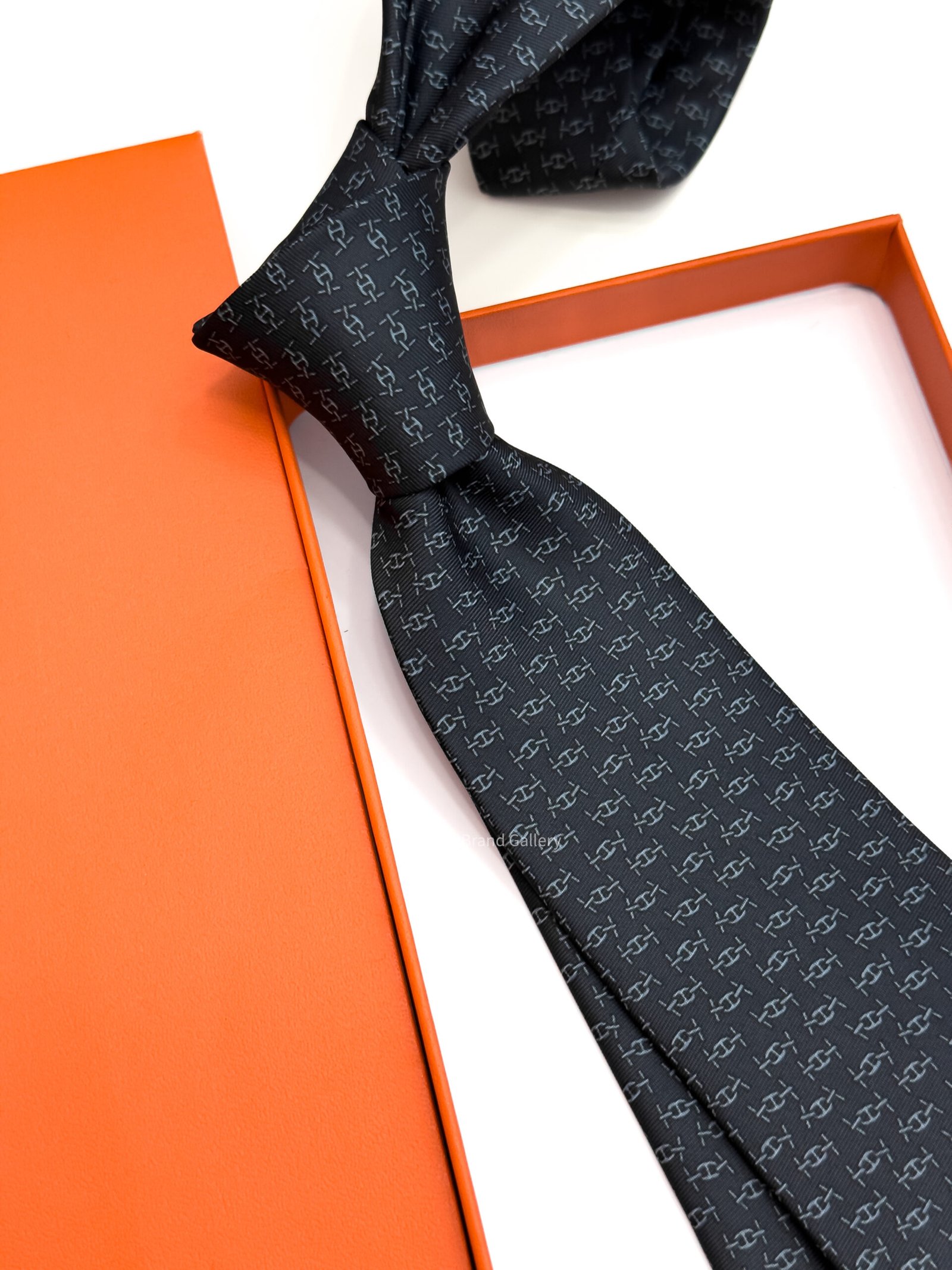 Hermes Anthracite Maillons Rythmes Silk Tie - Luxury tie - A&A Brand Gallery Egypt
