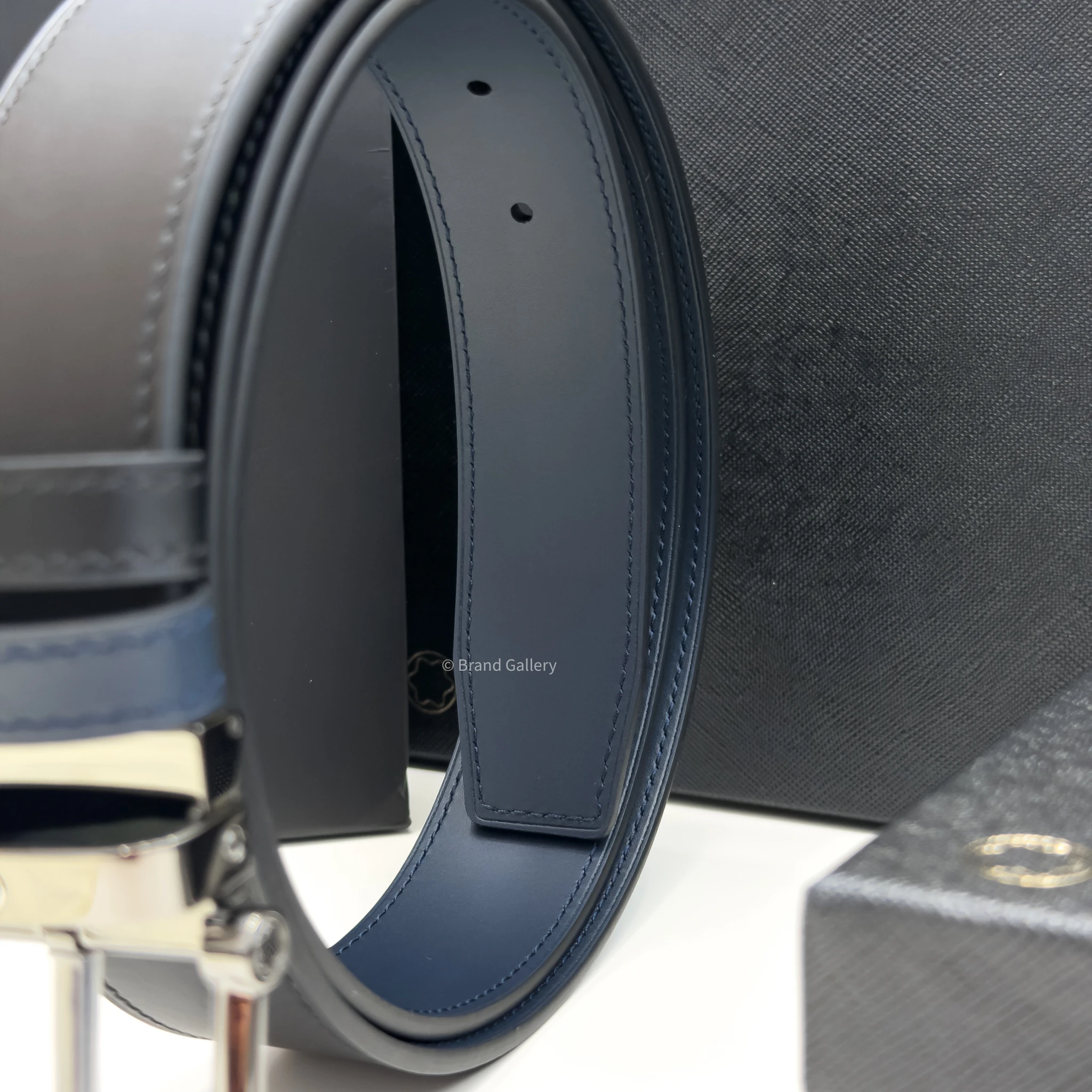 Horseshoe Buckle Blue & Black Leather Belt - A&A Brand Gallery - Egypt