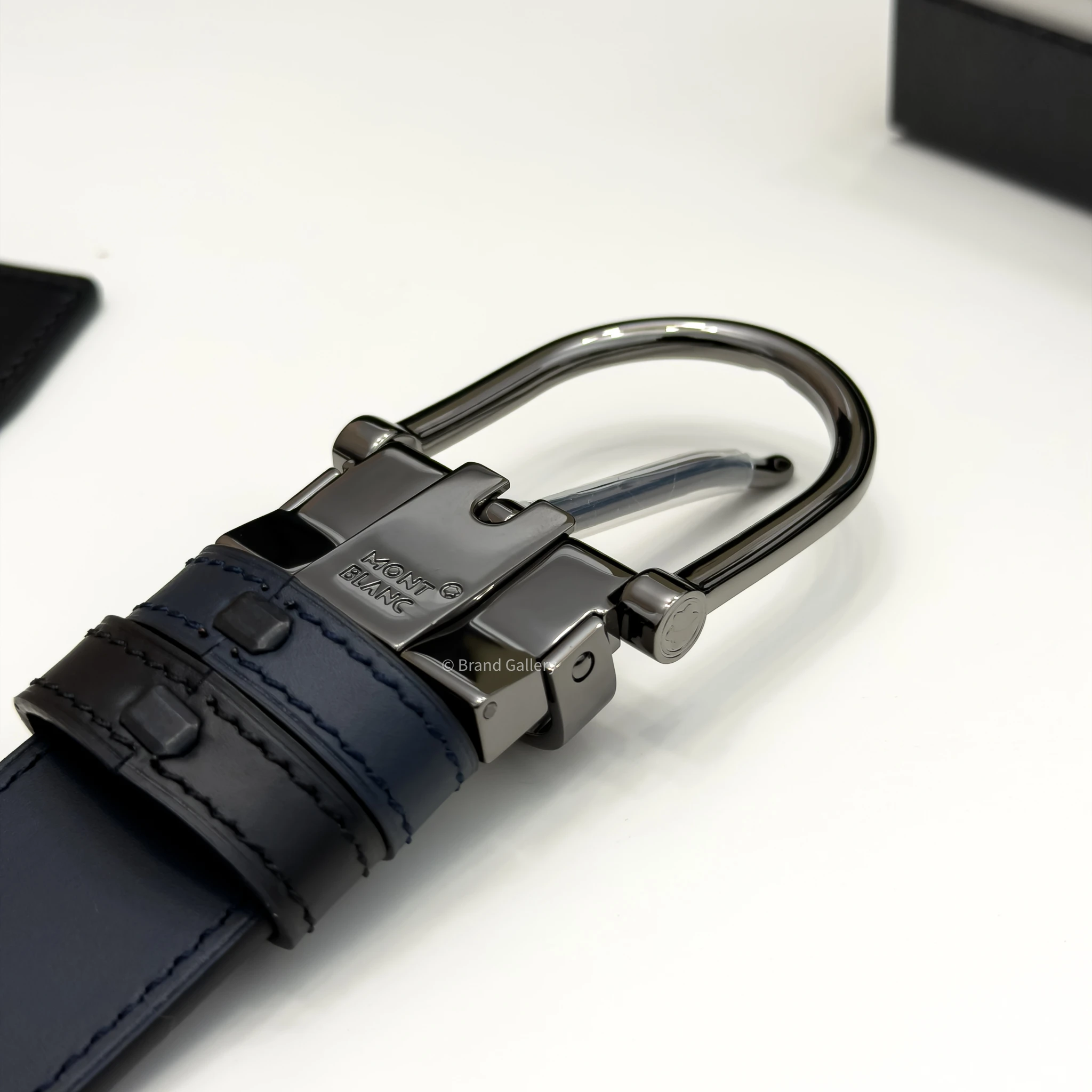 Horseshoe Buckle Blue & Black Leather Belt - A&A Brand Gallery - Egypt