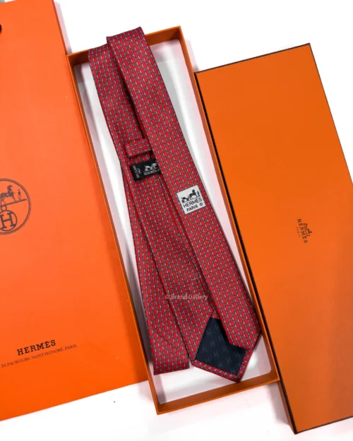 Hermes Red H Twist Silk Tie - Luxury tie - A&A Brand Gallery Egypt
