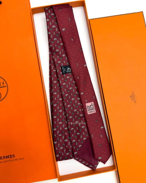 Hermes Maroon Figure Libre Tie - Luxury tie - A&A Brand Gallery Egypt