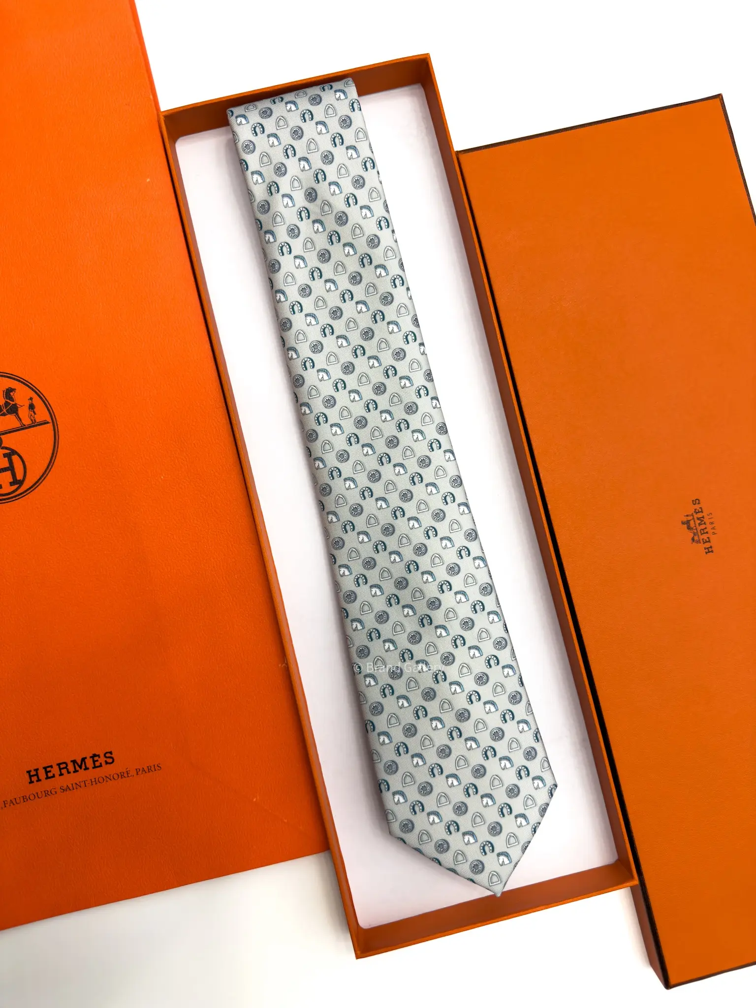 Hermes Grey Fer H Cheval Tie - Luxury tie - A&A Brand Gallery Egypt