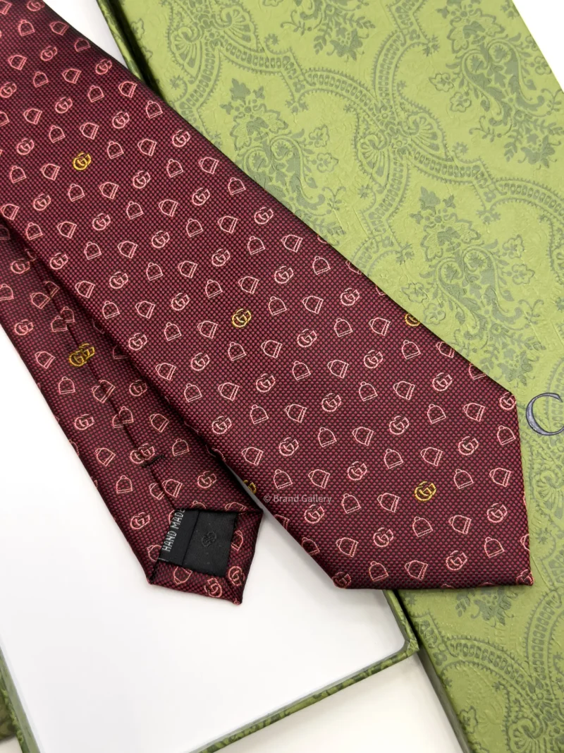 Gucci burgundy and pink GG silk jacquard tie