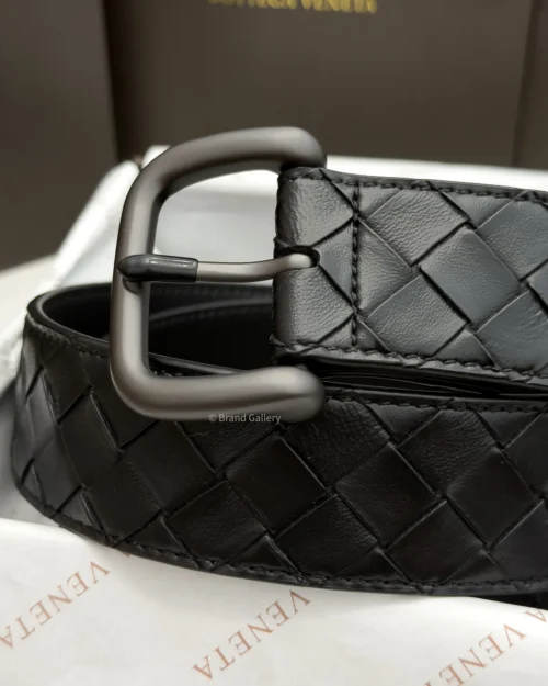 Bottega Veneta black Intrecciato woven leather belt with matte gunmetal-tone buckle
