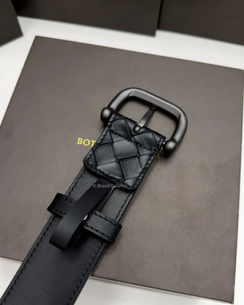 Bottega Veneta black Intrecciato woven leather belt with matte gunmetal-tone buckle