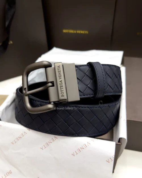 Bottega Veneta reversible blue and black leather belt with matte gunmetal buckle